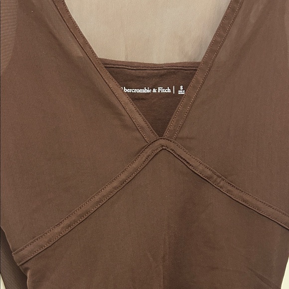 Abercrombie & Fitch Chocolate V-Neck Mesh Top - Picture 3 of 4